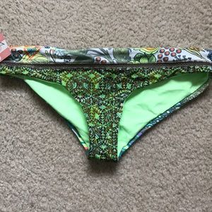 -Maaji reversible bikini bottom